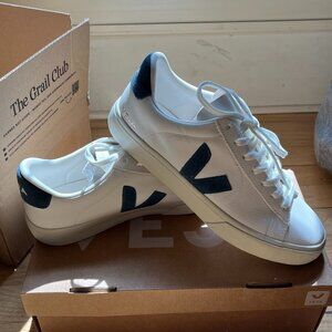 Veja Men's Trainers - Size US 9.5 - Brand new